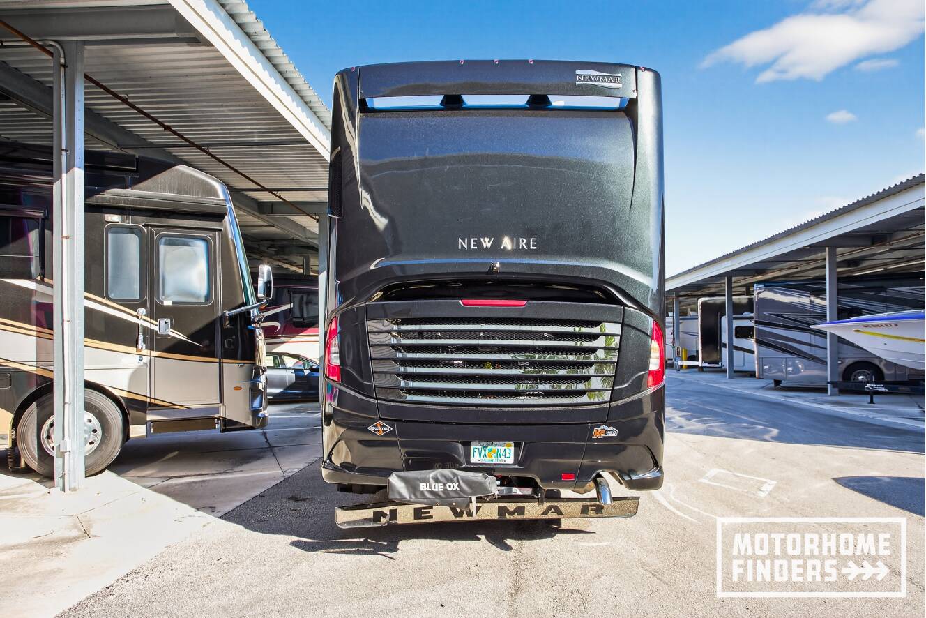 A photo of this 2021 Newmar NEW AIRE 3543