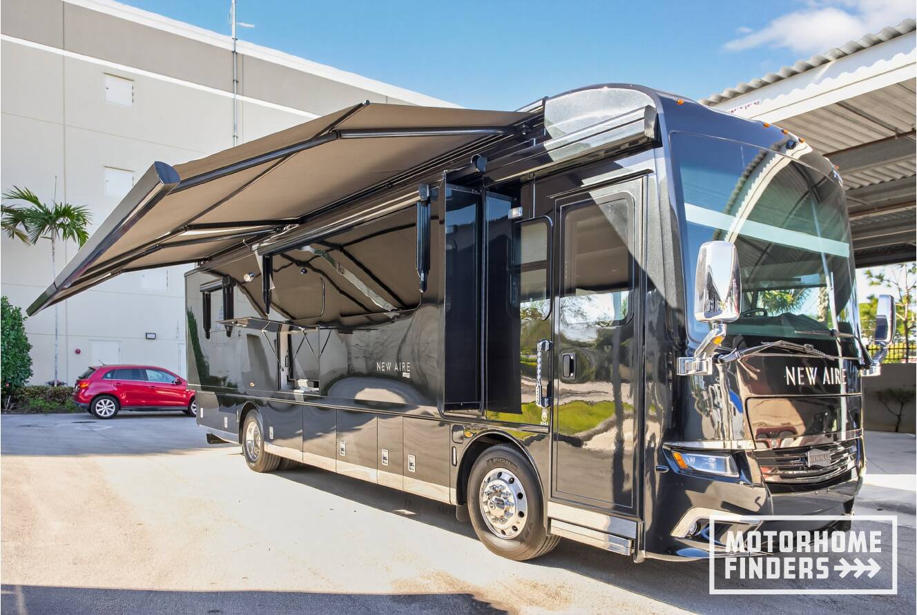 A photo of this 2021 Newmar NEW AIRE 3543