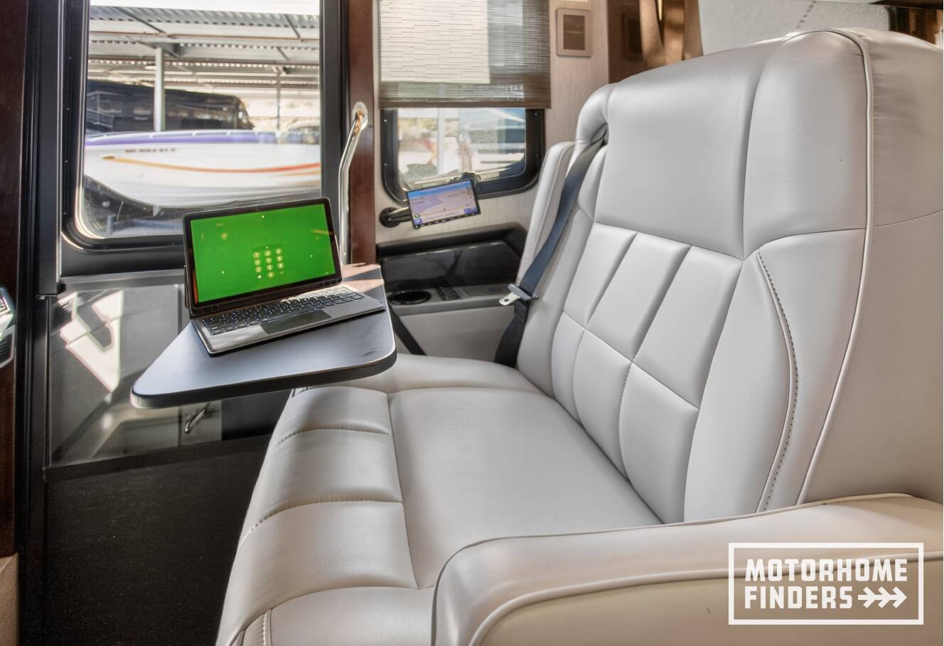 A photo of this 2021 Newmar NEW AIRE 3543