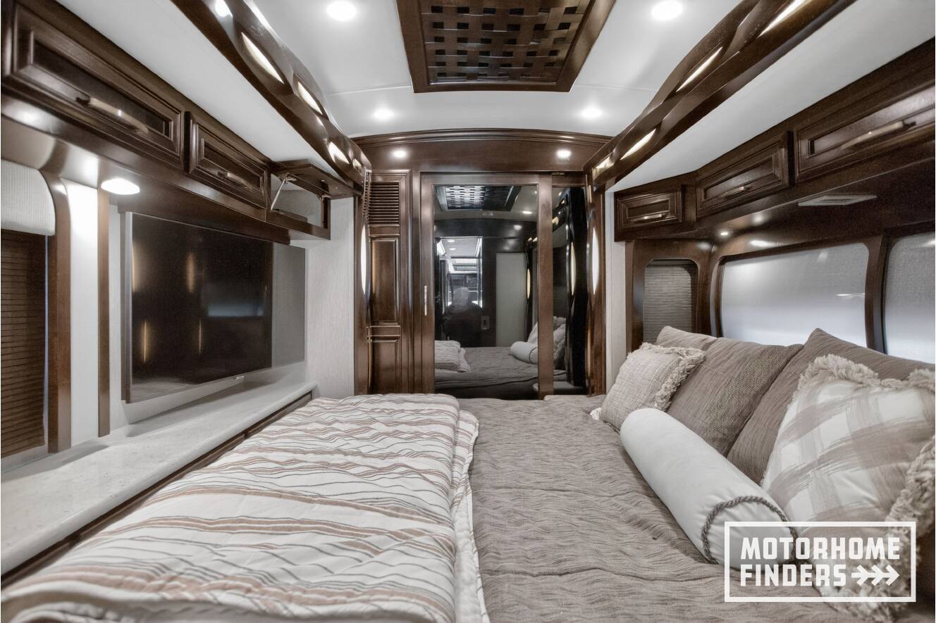 A photo of this 2021 Newmar NEW AIRE 3543