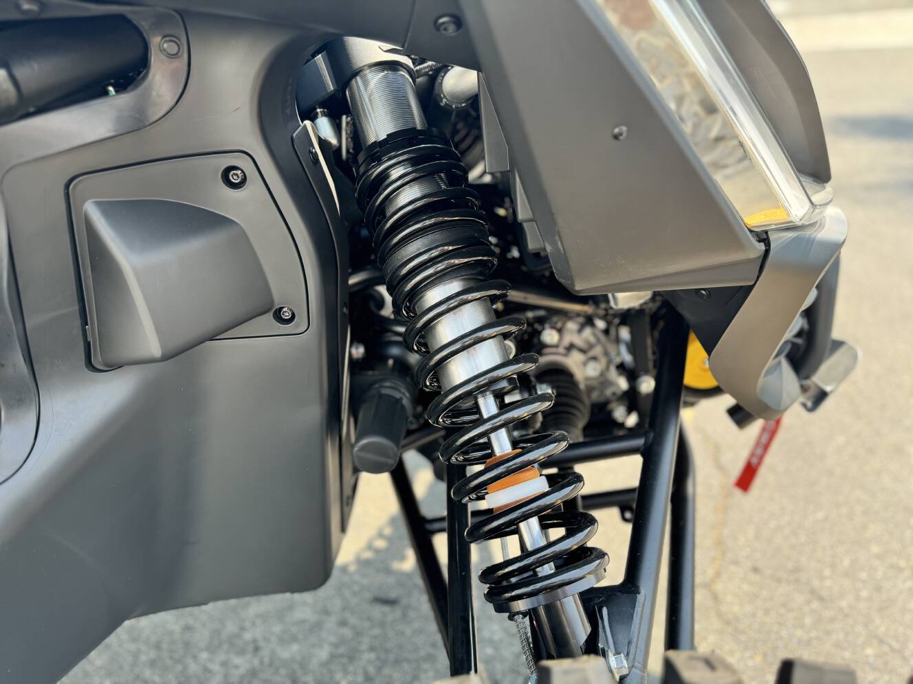A photo of this 2025 Segway VILLAIN SX10 WP