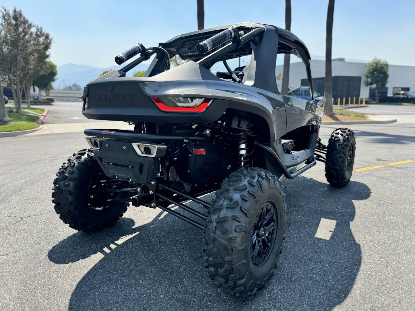 A photo of this 2025 Segway VILLAIN SX10 WP