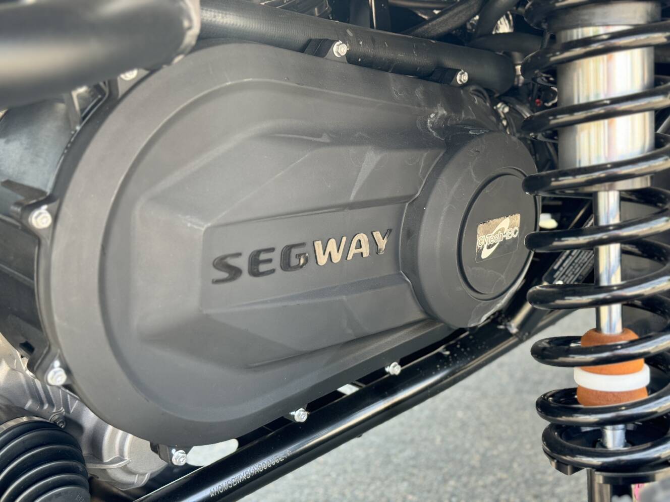 A photo of this 2025 Segway VILLAIN SX10 WP