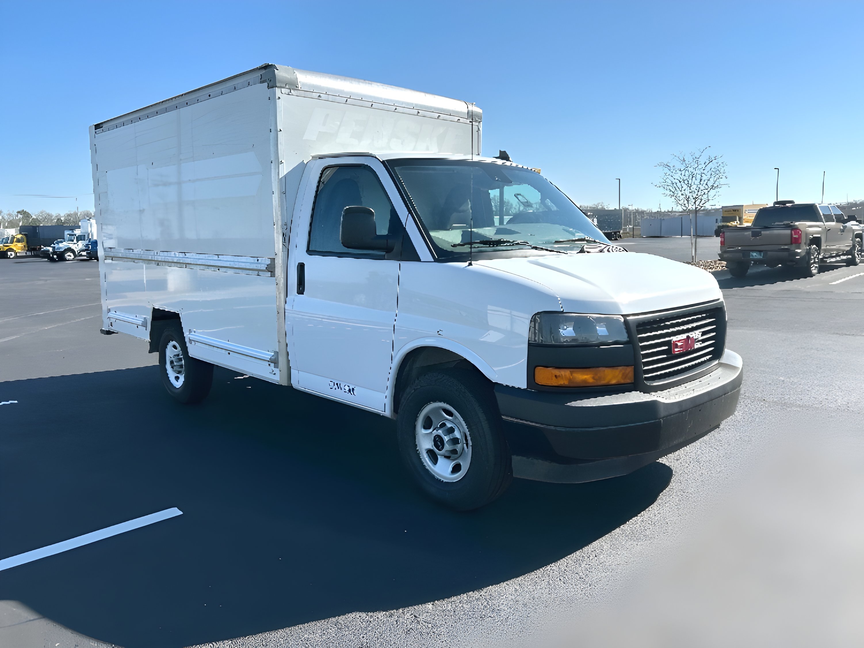 2022 GMC SAVANA in Madison, AL