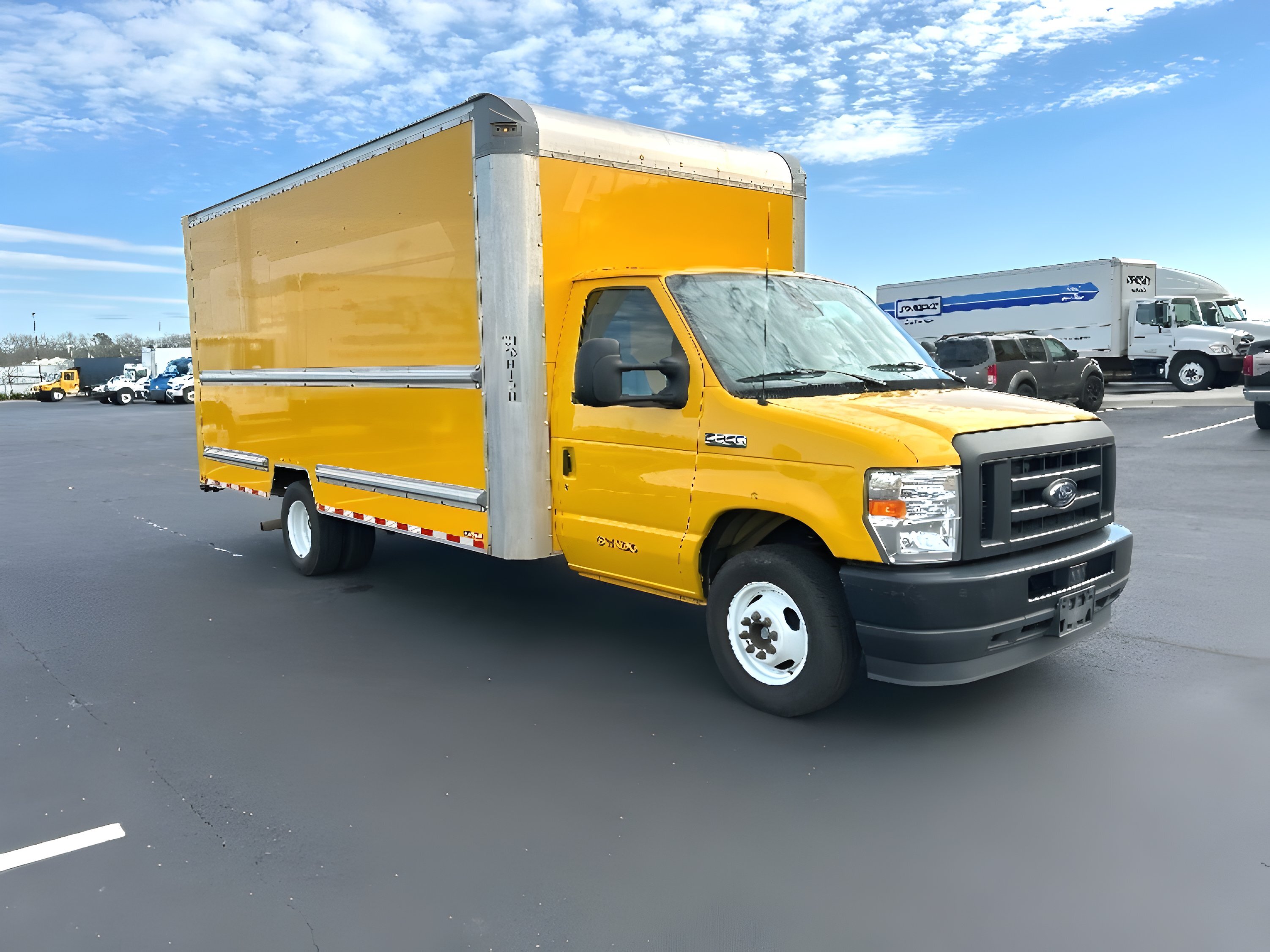 2022 FORD ECONOLINE in Madison, AL