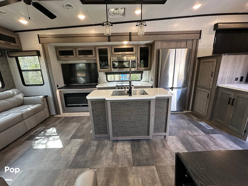 2022 Crossroads Cameo 3701RL in myakka city FL