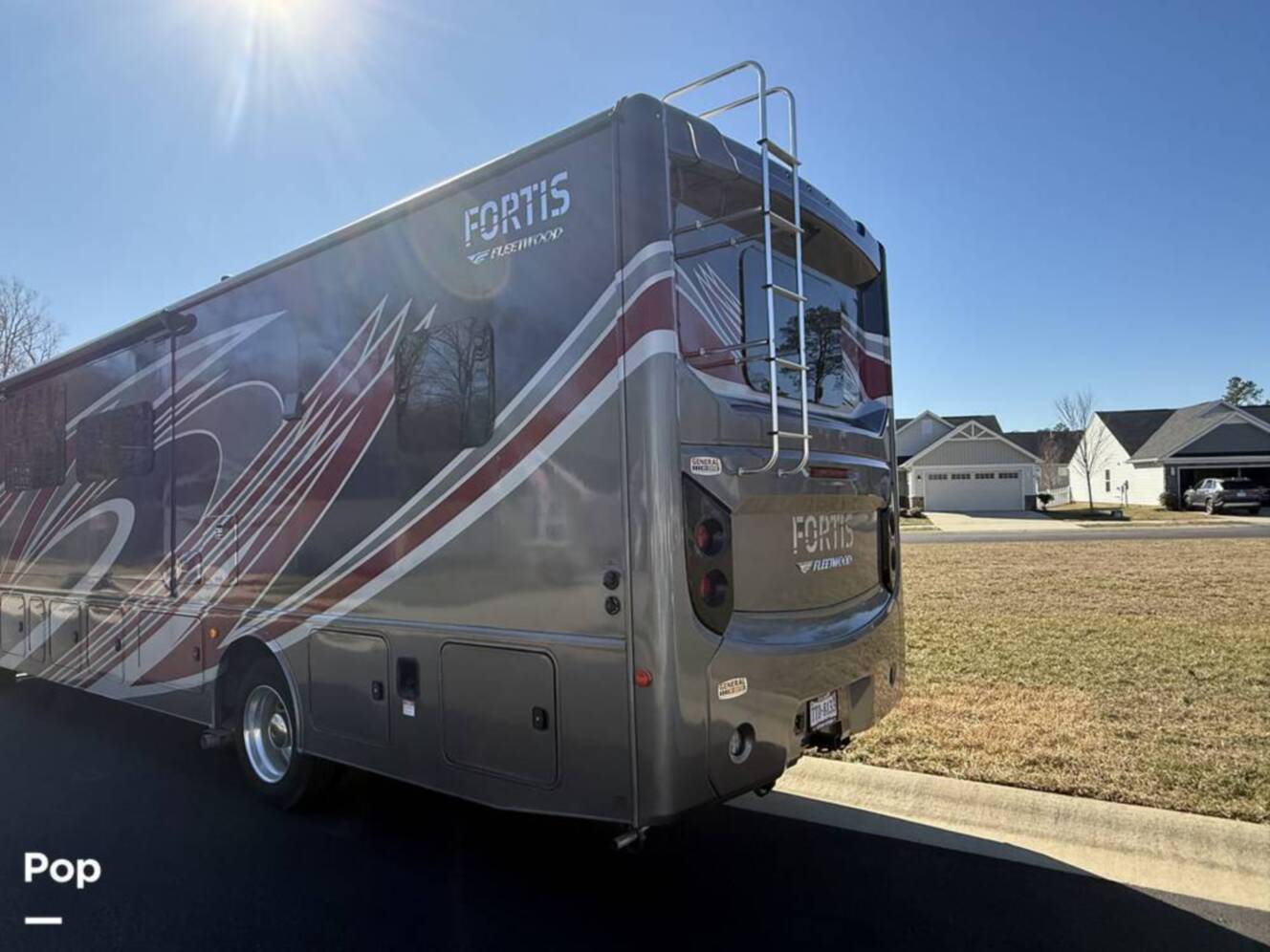 A photo of this 2023 Fleetwood Fortis 34MB