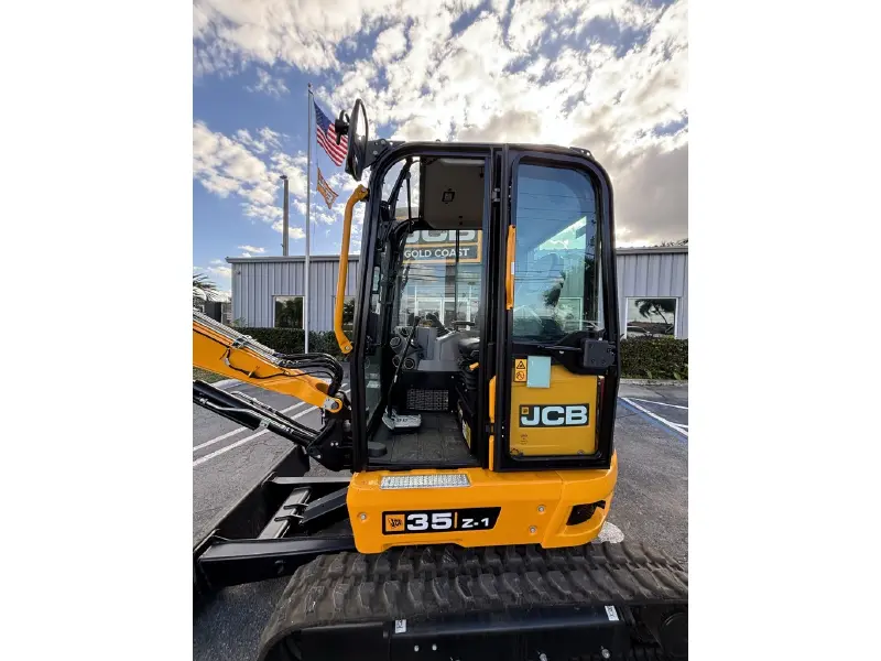 2026 JCB 35Z Cab and AC