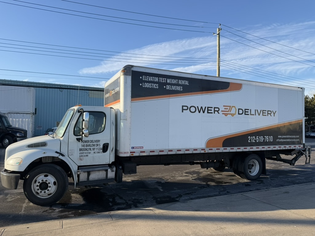 2018 FREIGHTLINER Business Class M2 106 in Brooklyn, NY