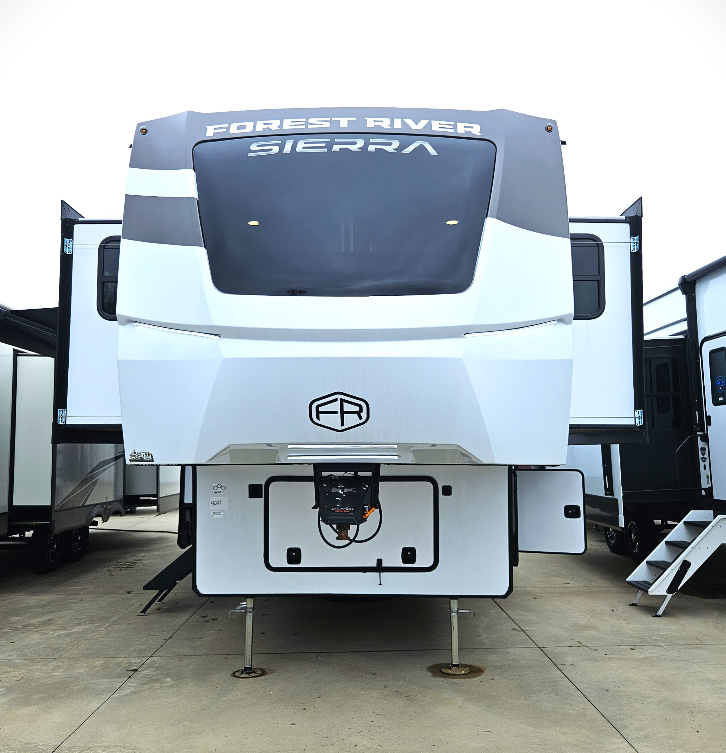 2025 Forest River Sierra 3990FL RV