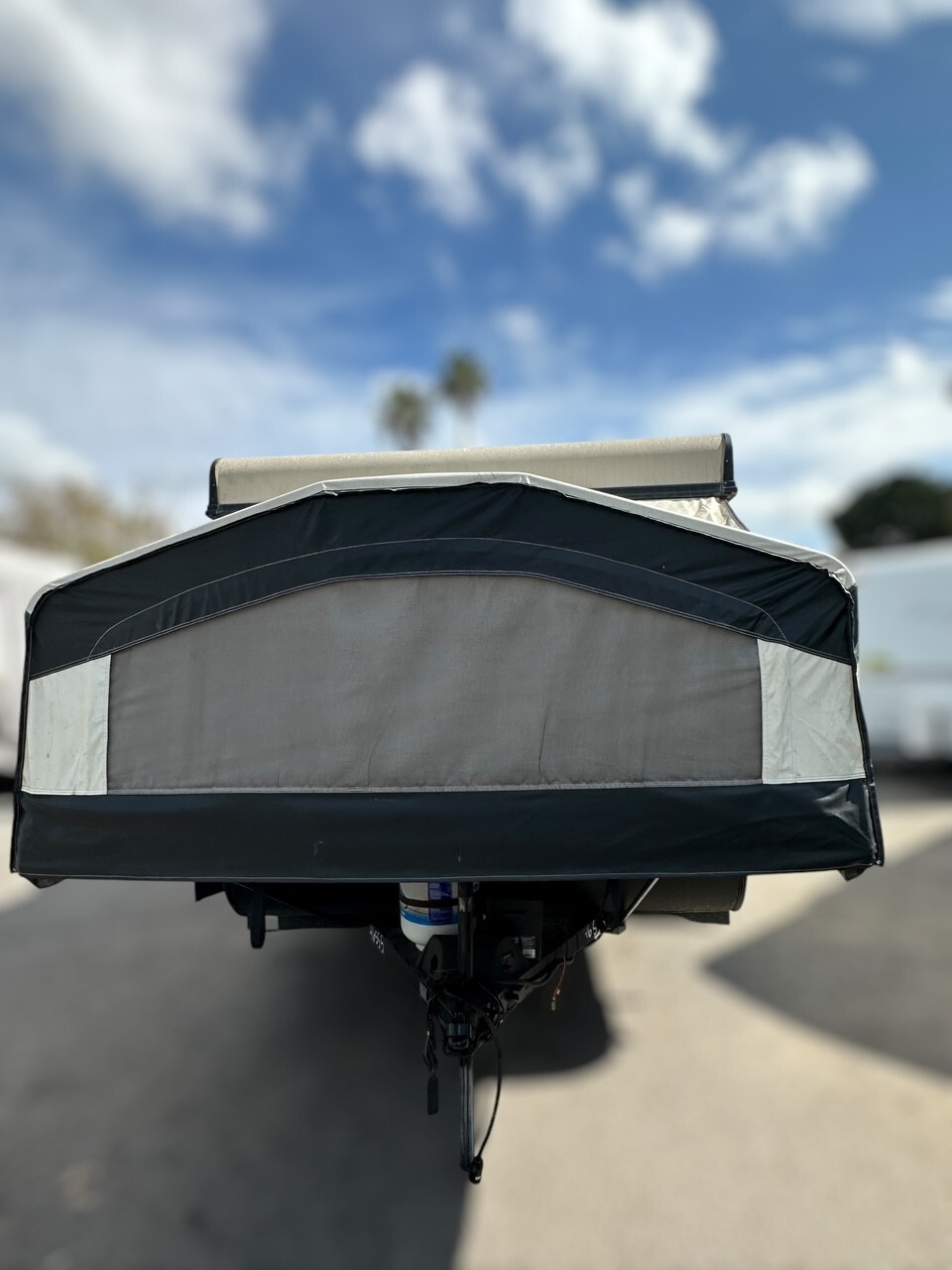 2015 Palomino Basecamp 10DD in redlands CA