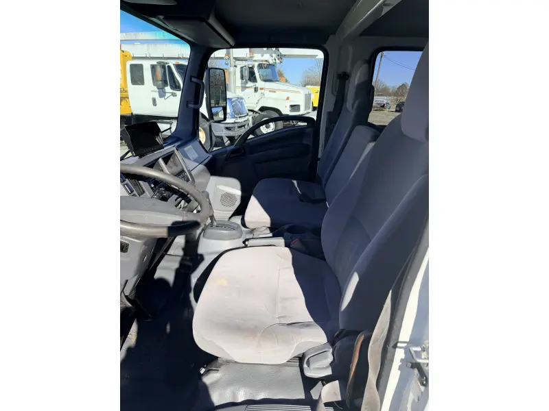 2018 ISUZU NQR