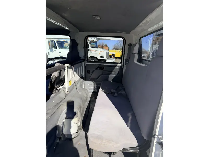 2018 ISUZU NQR