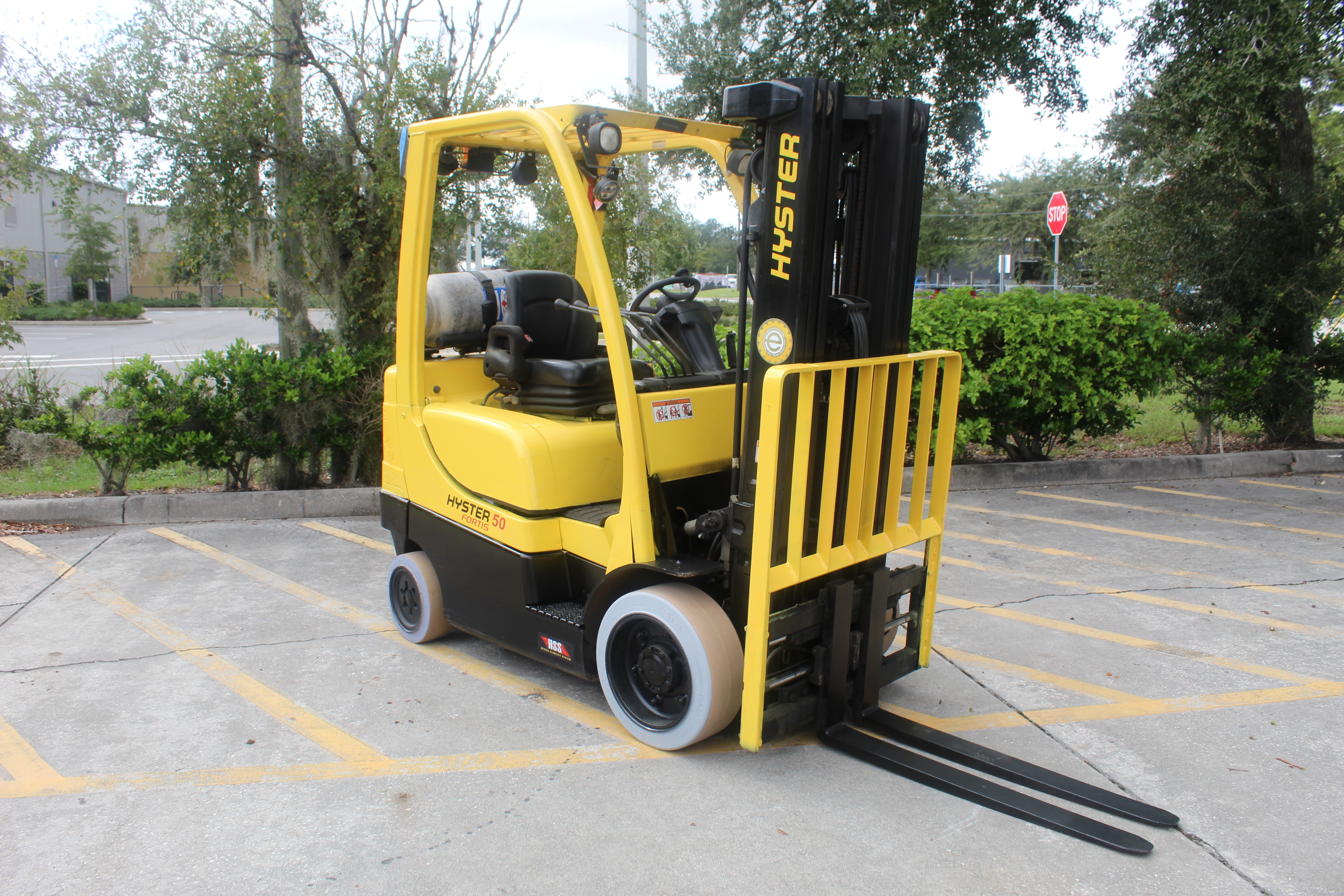 2017 HYSTER S50FT in Kissimmee, FL