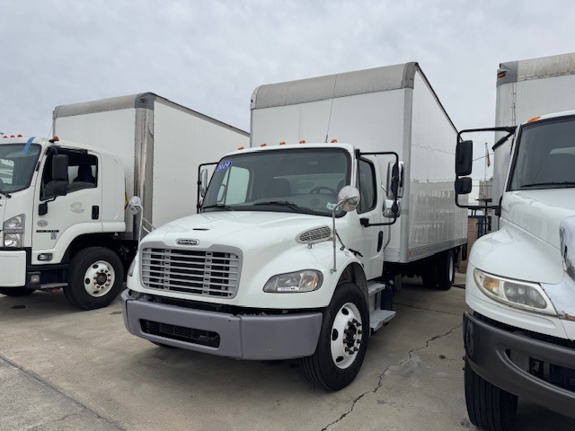 2019 FREIGHTLINER BUSINESS CLASS M2 106 in Fontana, CA