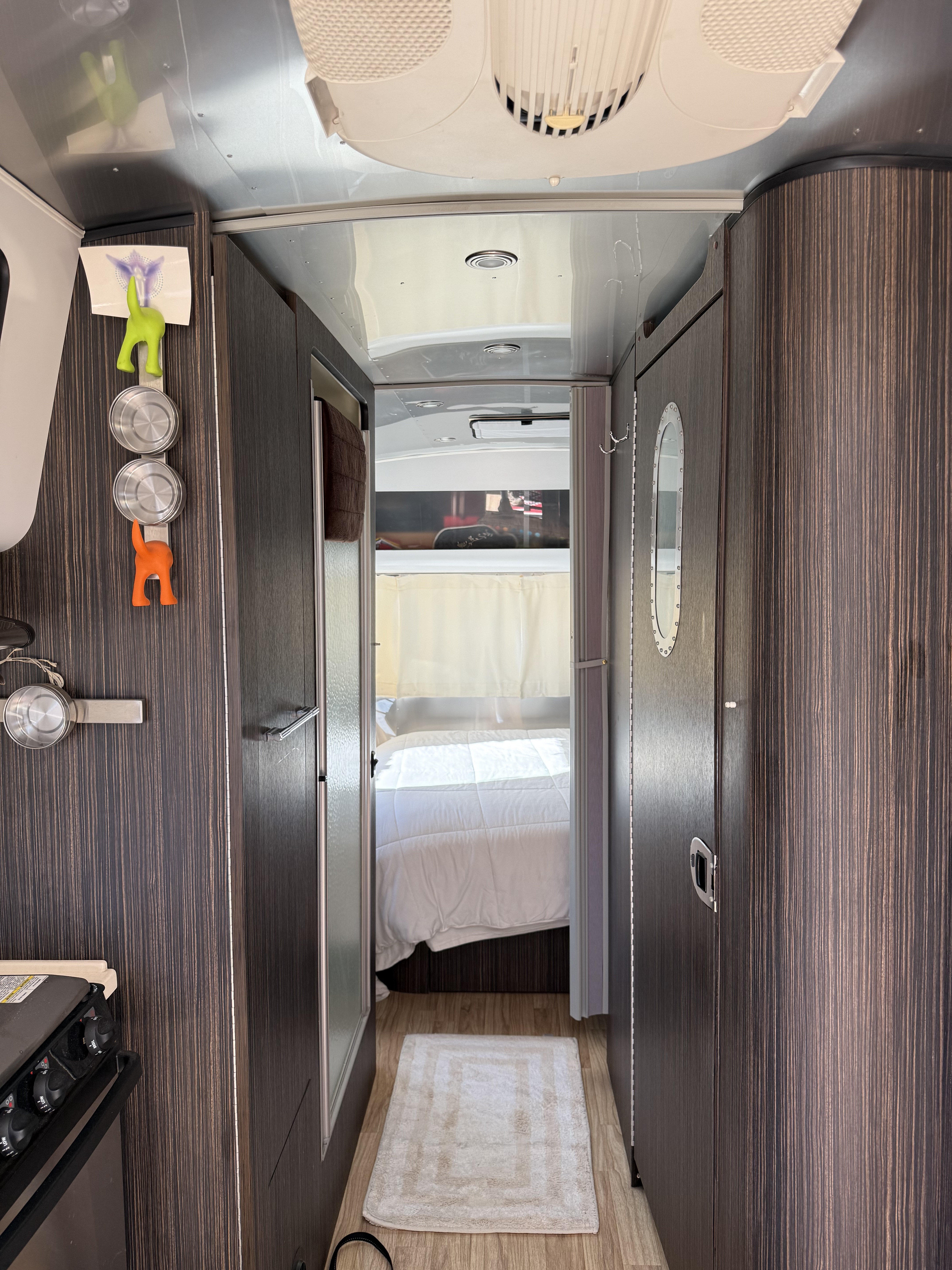 2014 Airstream INTERNATIONAL SIGNATURE 25RBT in palm desert CA