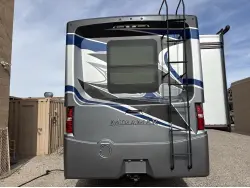 2021 THOR MOTOR COACH MIRAMAR 35 2