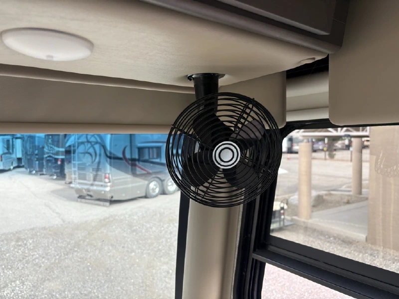 2021 THOR MOTOR COACH MIRAMAR 35 2