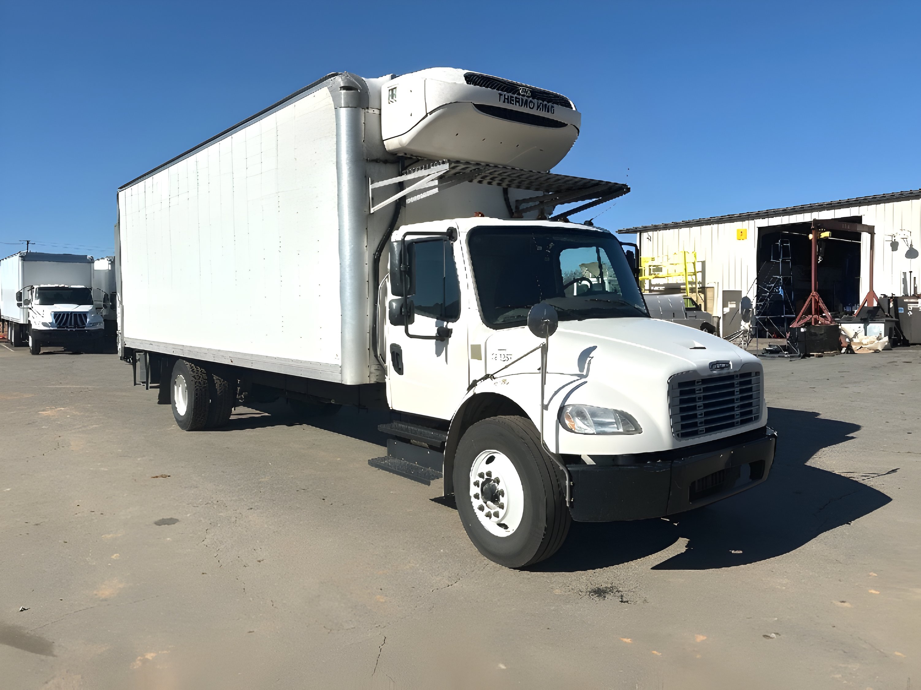 2020 FREIGHTLINER BUSINESS CLASS M2 106 in Mebane, NC