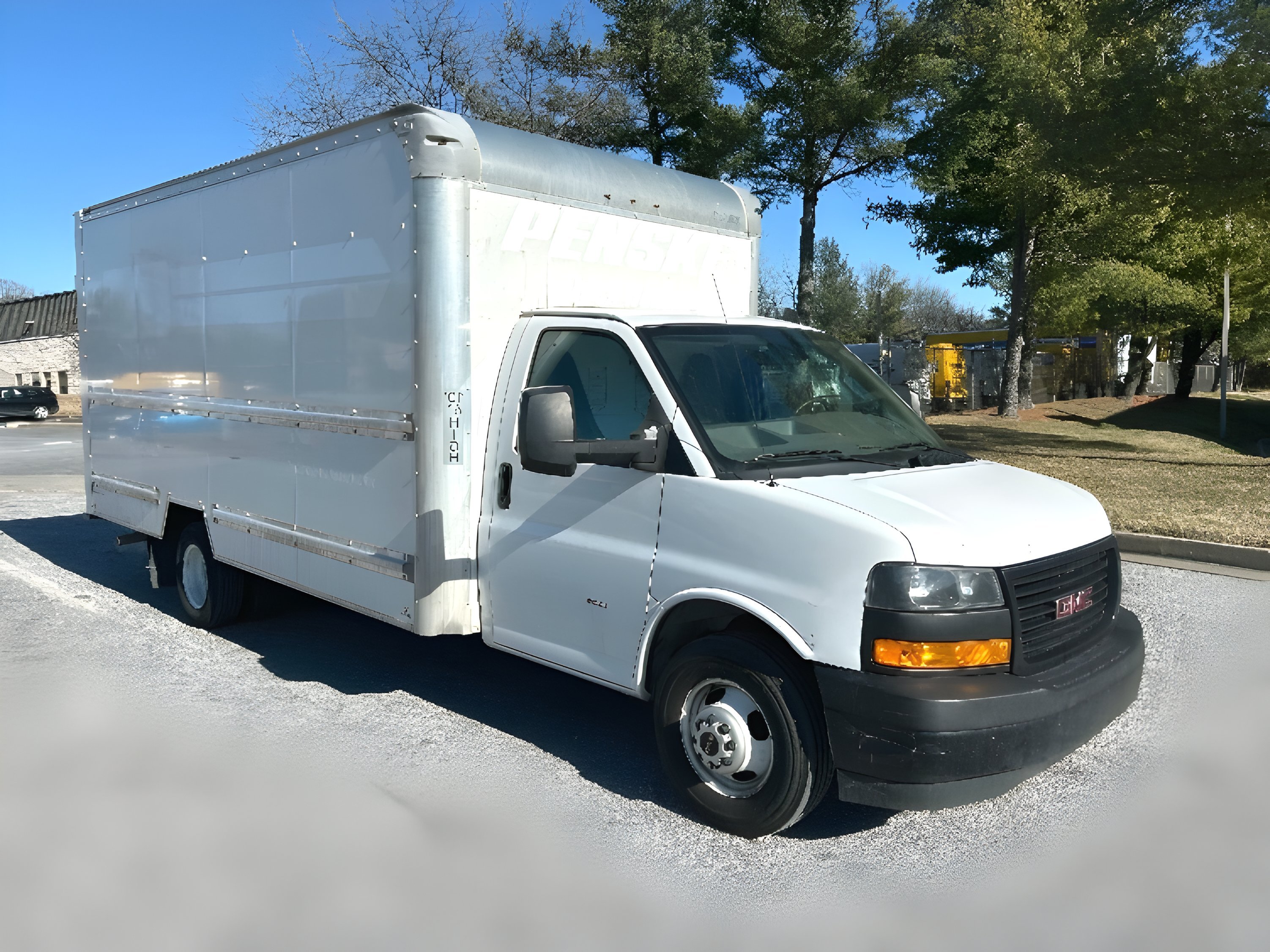 2021 GMC SAVANA in Essex, MD