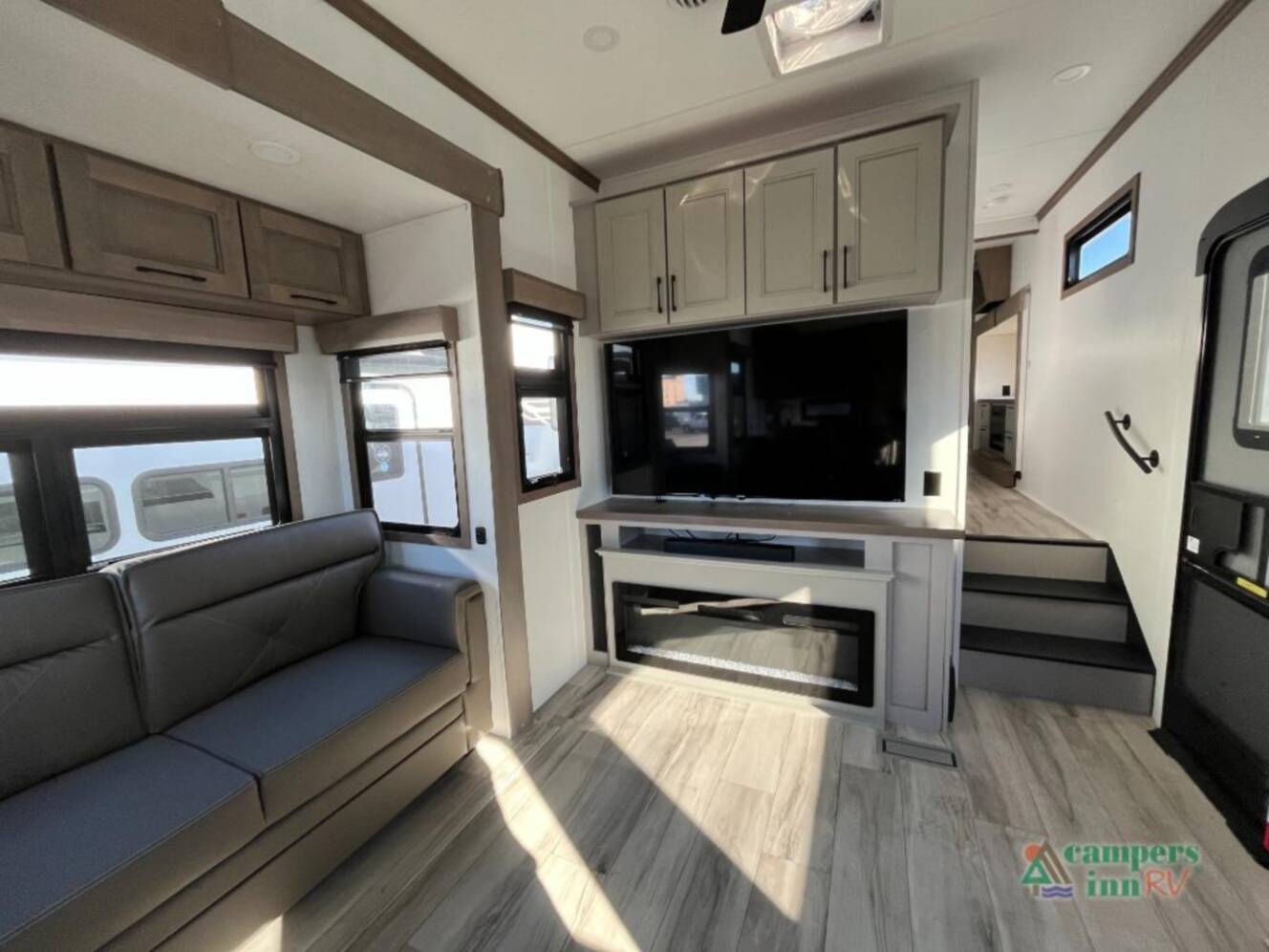 A photo of this 2026 Kz Durango Gold 391RKF