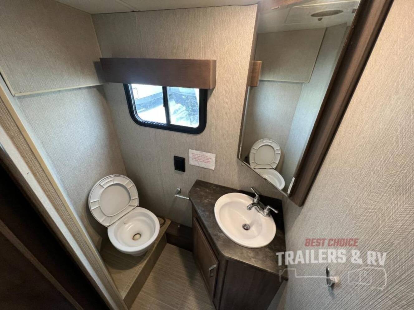 A photo of this 2021 Winnebago Adventurer 35F