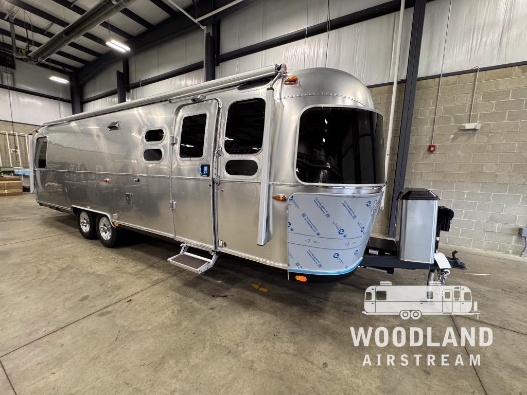 2026 Airstream Classic 30RB in lebanon IN