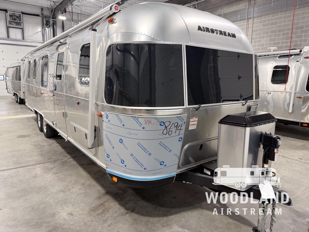 2026 Airstream Classic 33FB Twin in georgetown KY