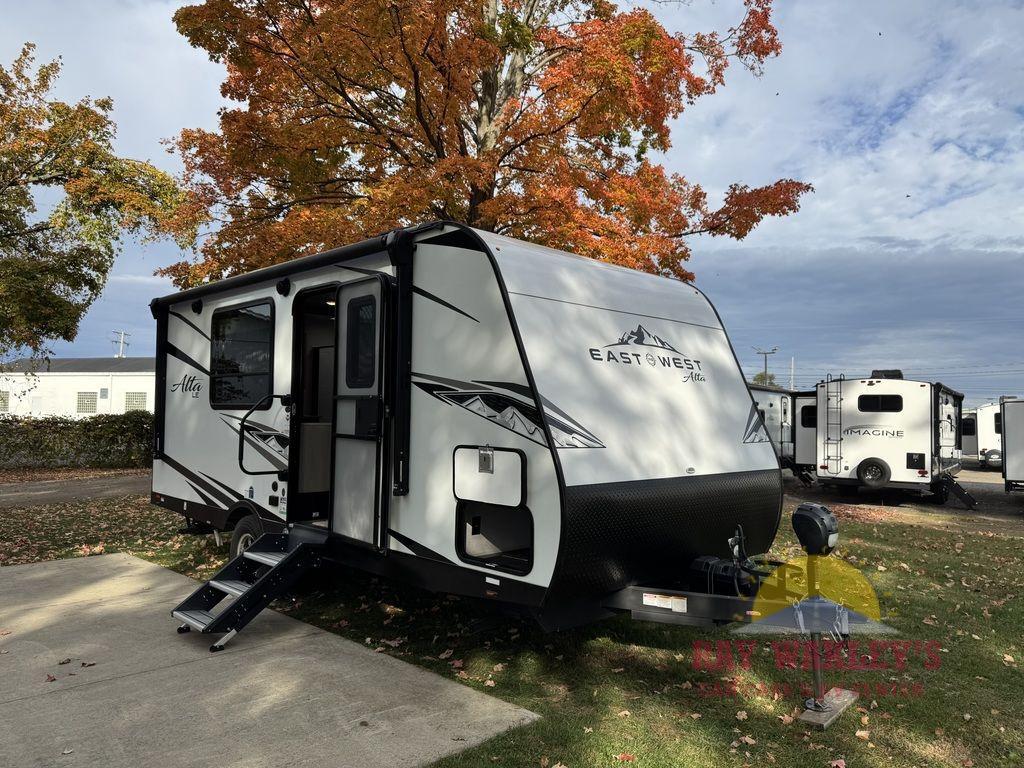 2023 East To West Alta 1600MRB in north east PA