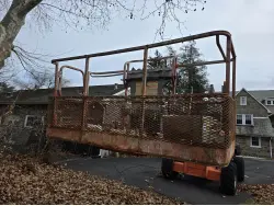 2005 JLG 600S