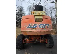 2005 JLG 600S