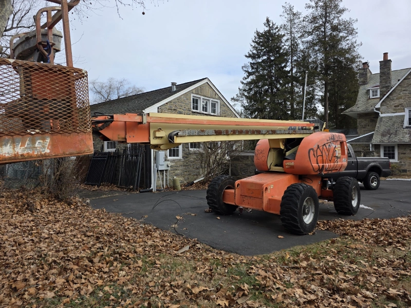 2005 JLG 600S