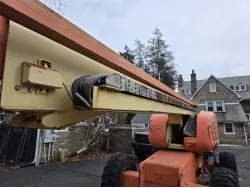 2005 JLG 600S