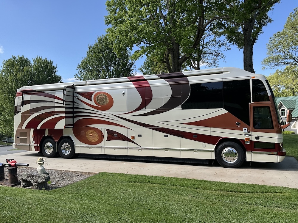 2007 Prevost FEATHERLITE H3 45 in lake wales FL