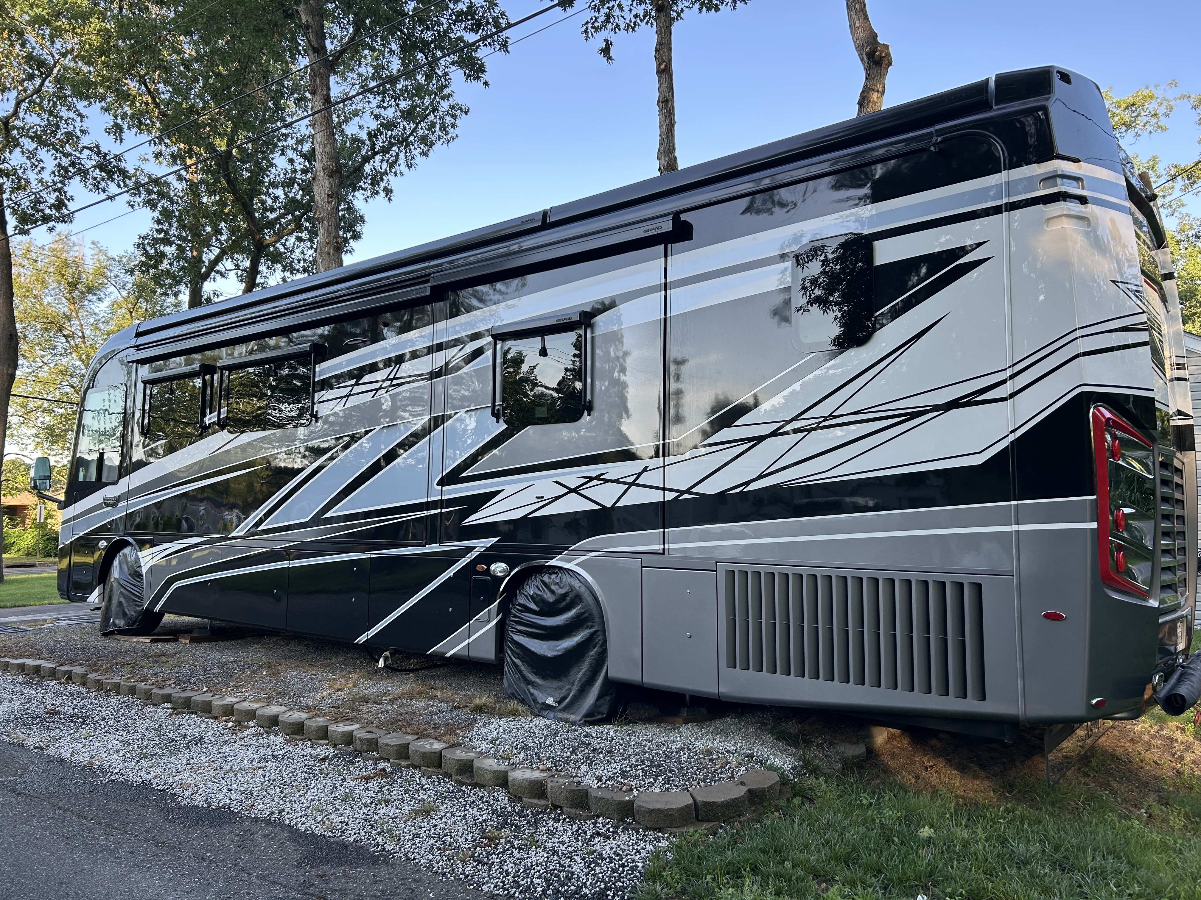 2023 Entegra Coach ASPIRE 40P RV