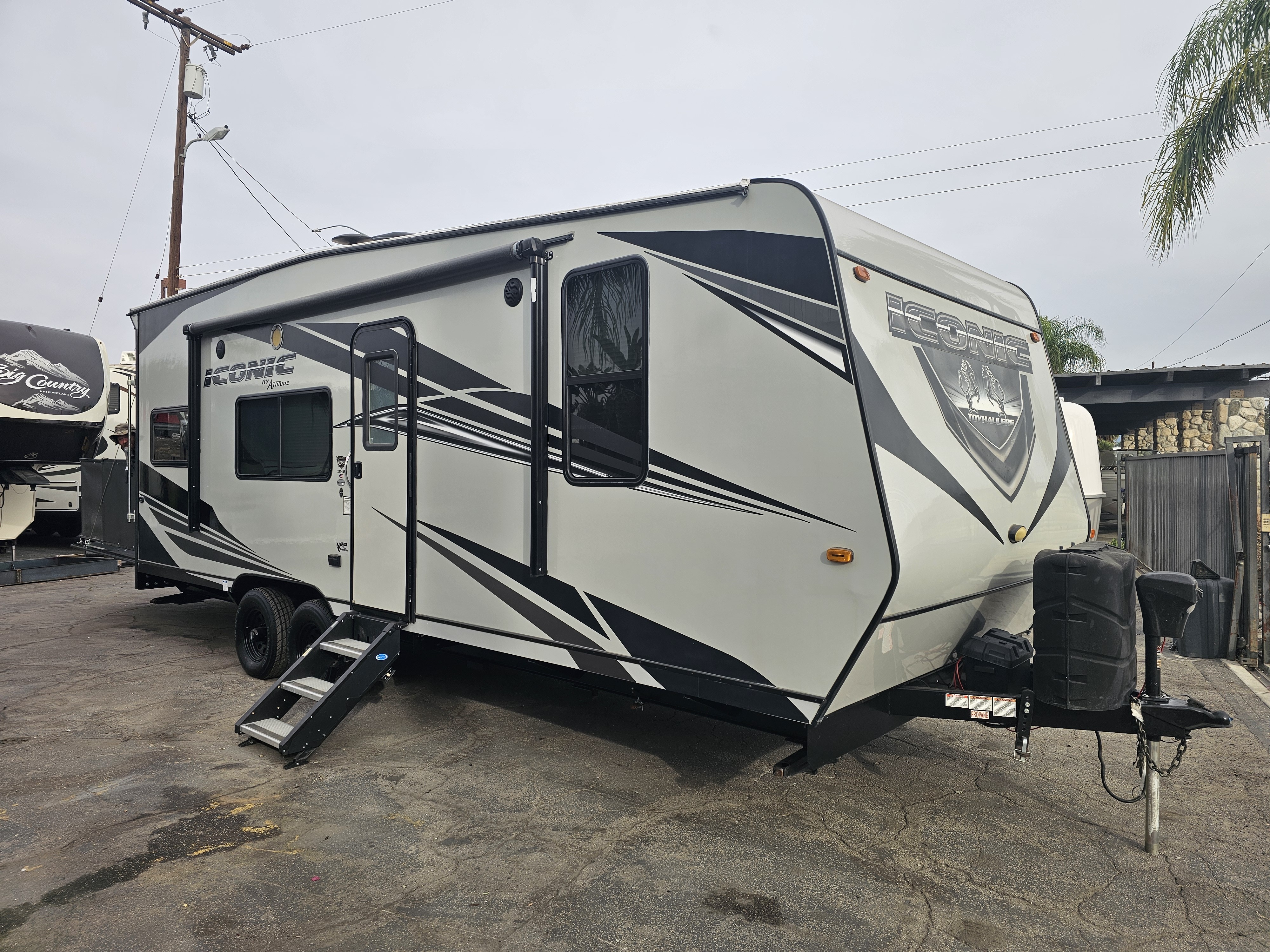 2021 Eclipse Recreational Vehicles ICONIC 2114SF in san bernardino CA