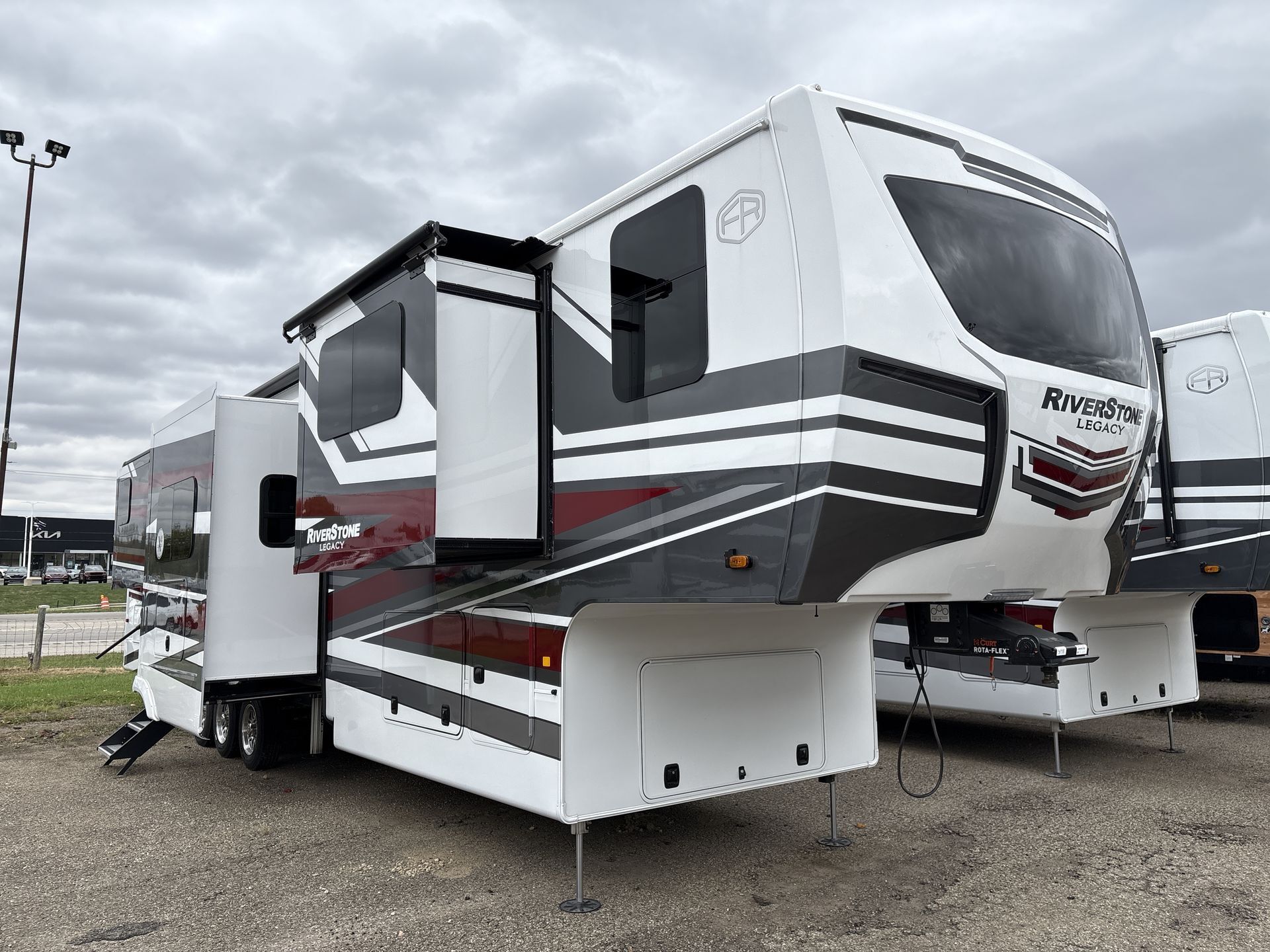 2025 Forest River RIVERSTONE 425FO in lancaster OH
