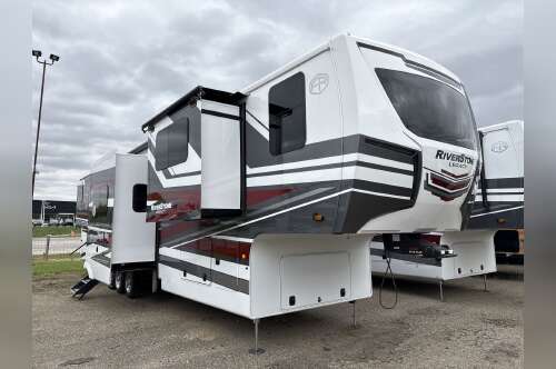 2025 Forest River RIVERSTONE 425FO in lancaster OH