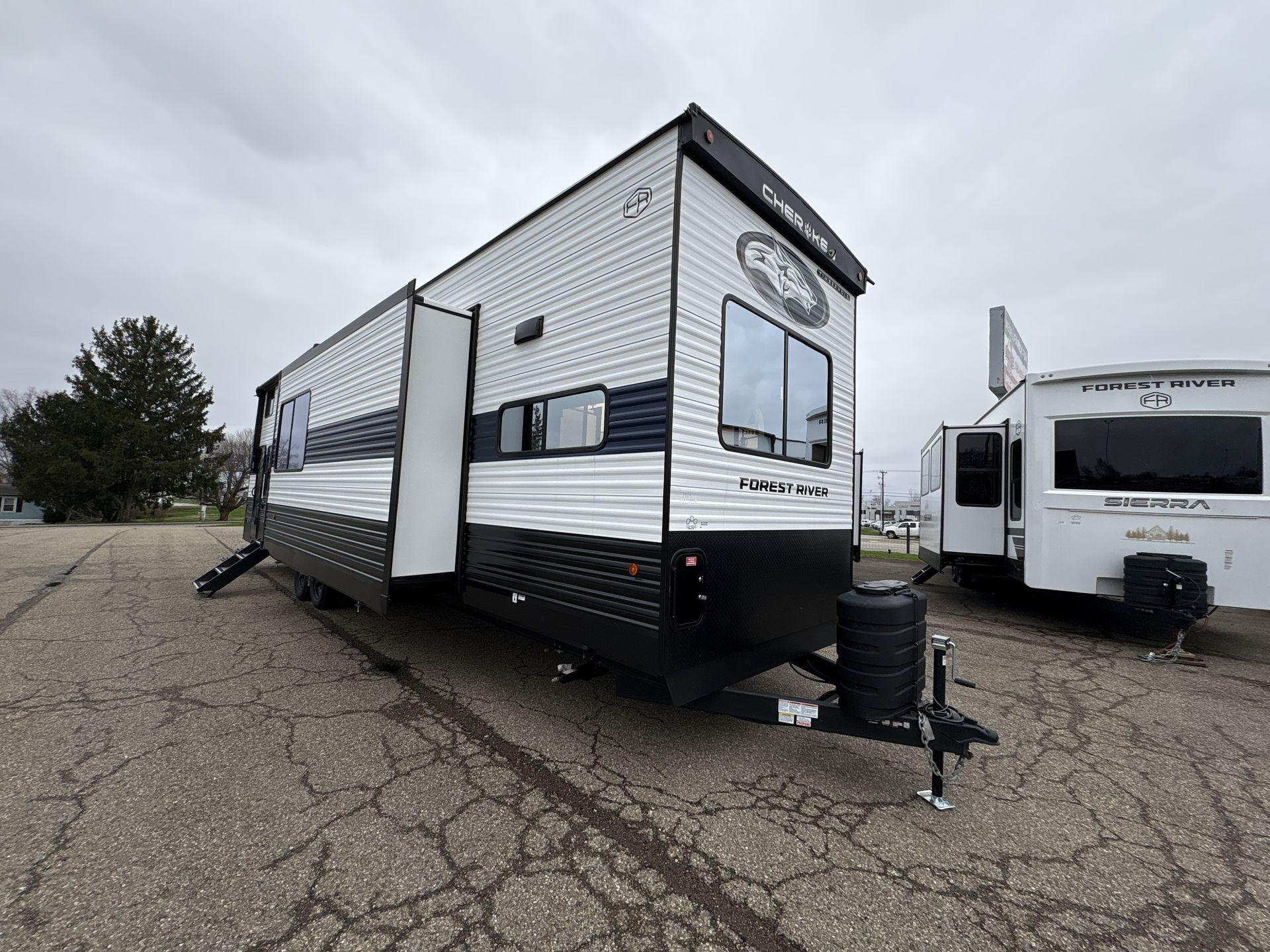 2026 Forest River Cherokee Timberwolf 39DK in lancaster OH