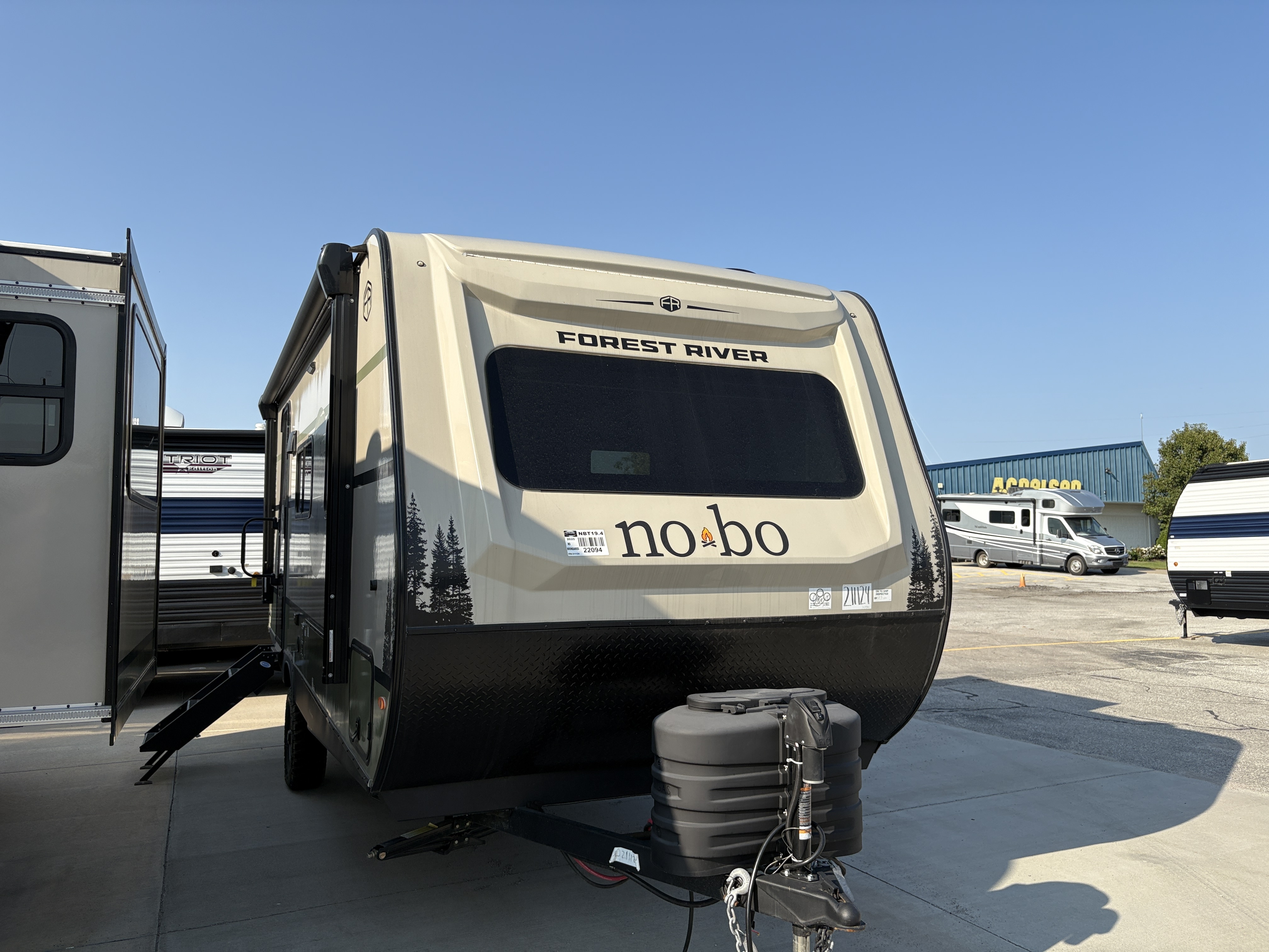 2025 Forest River No Boundaries 19 Series NB19.4 RV
