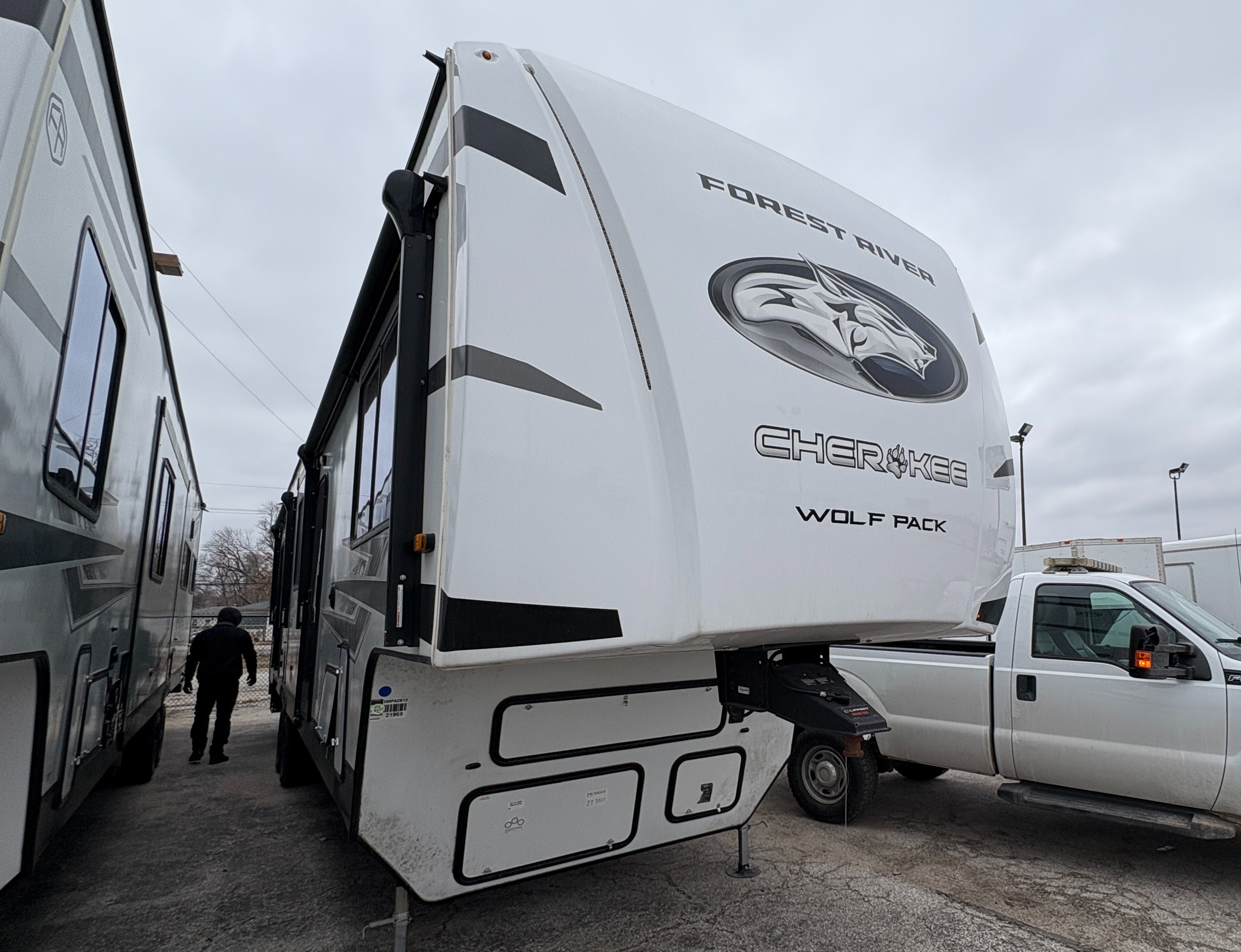 2025 Forest River Cherokee Wolf Pack Limited 290PACK13 Fifth Wheel Toy Hauler RV