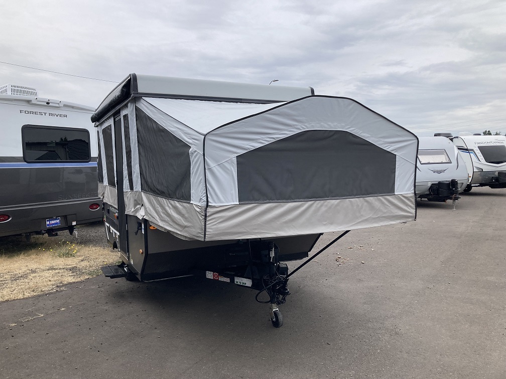 2022 Coachmen Clipper Ultra-Lite Single Axle 162RBU in omaha NE