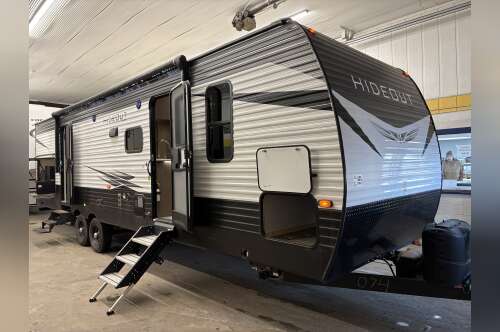 2021 Keystone Hideout East 318BR in shakopee MN