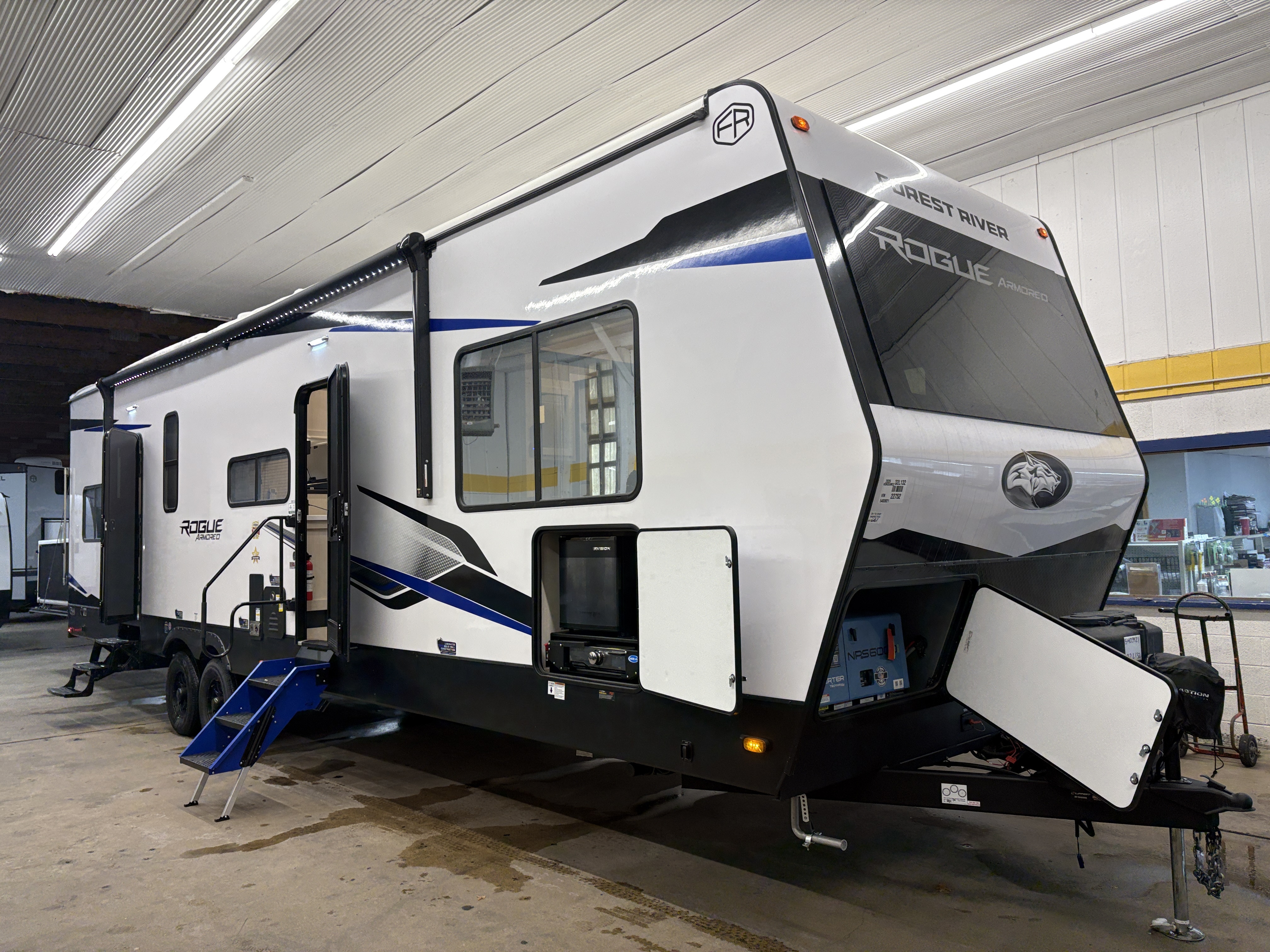 2026 Forest River Vengeance Rogue Armored 32L132 Travel Trailer Toy Hauler RV