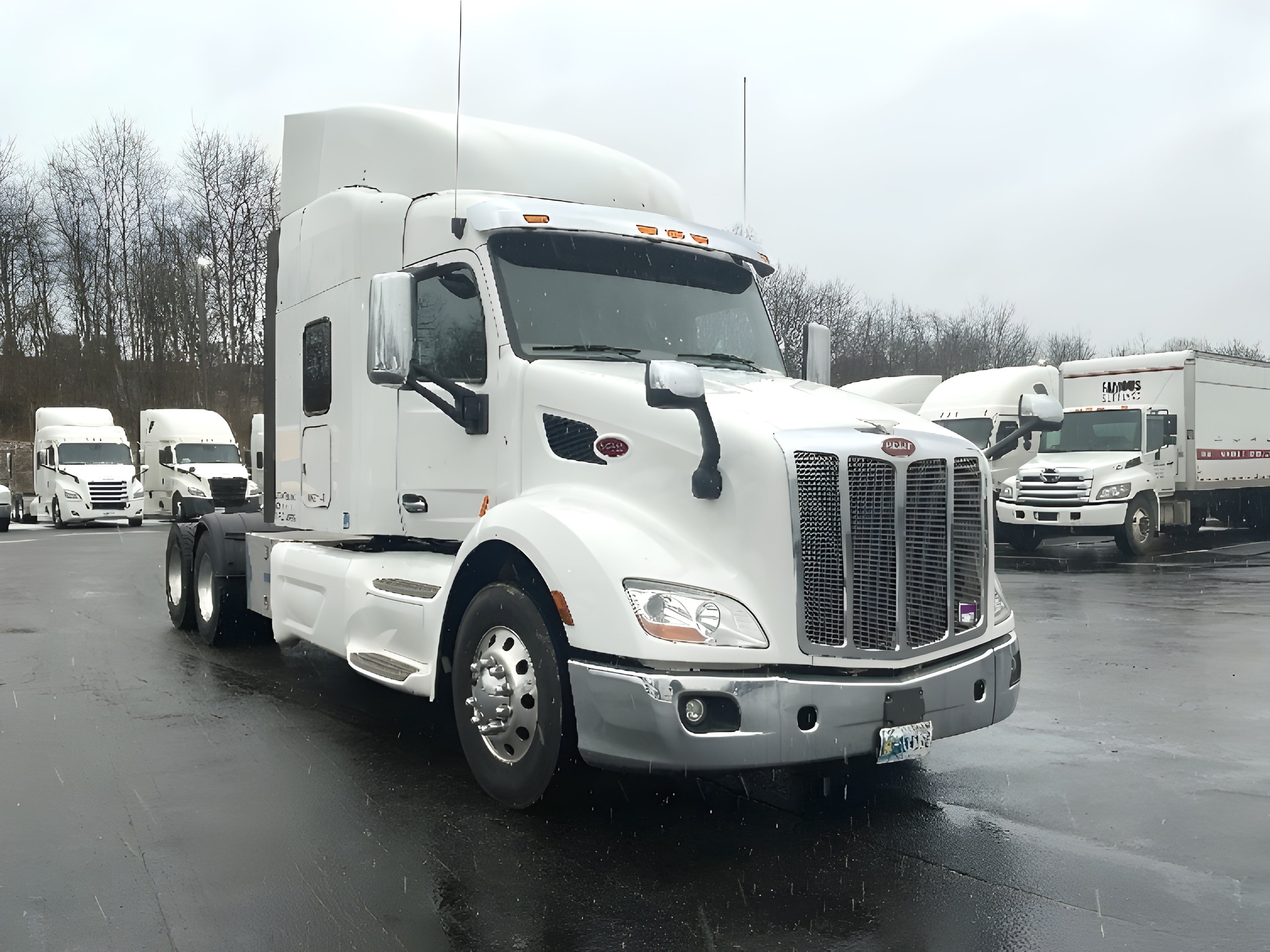 2020 PETERBILT 579 in Akron, OH