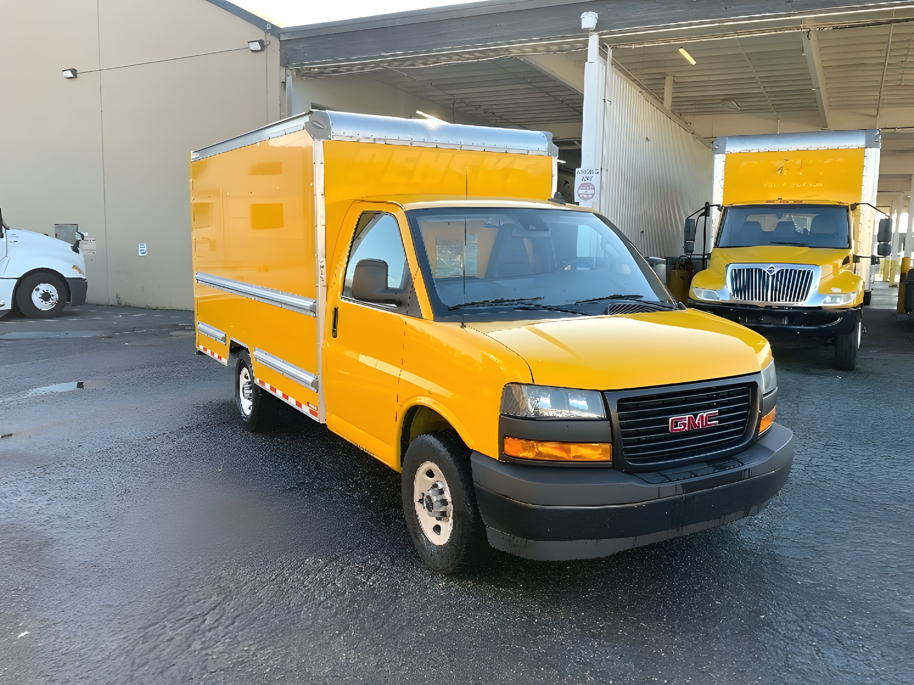 2021 GMC SAVANA in Tacoma, WA