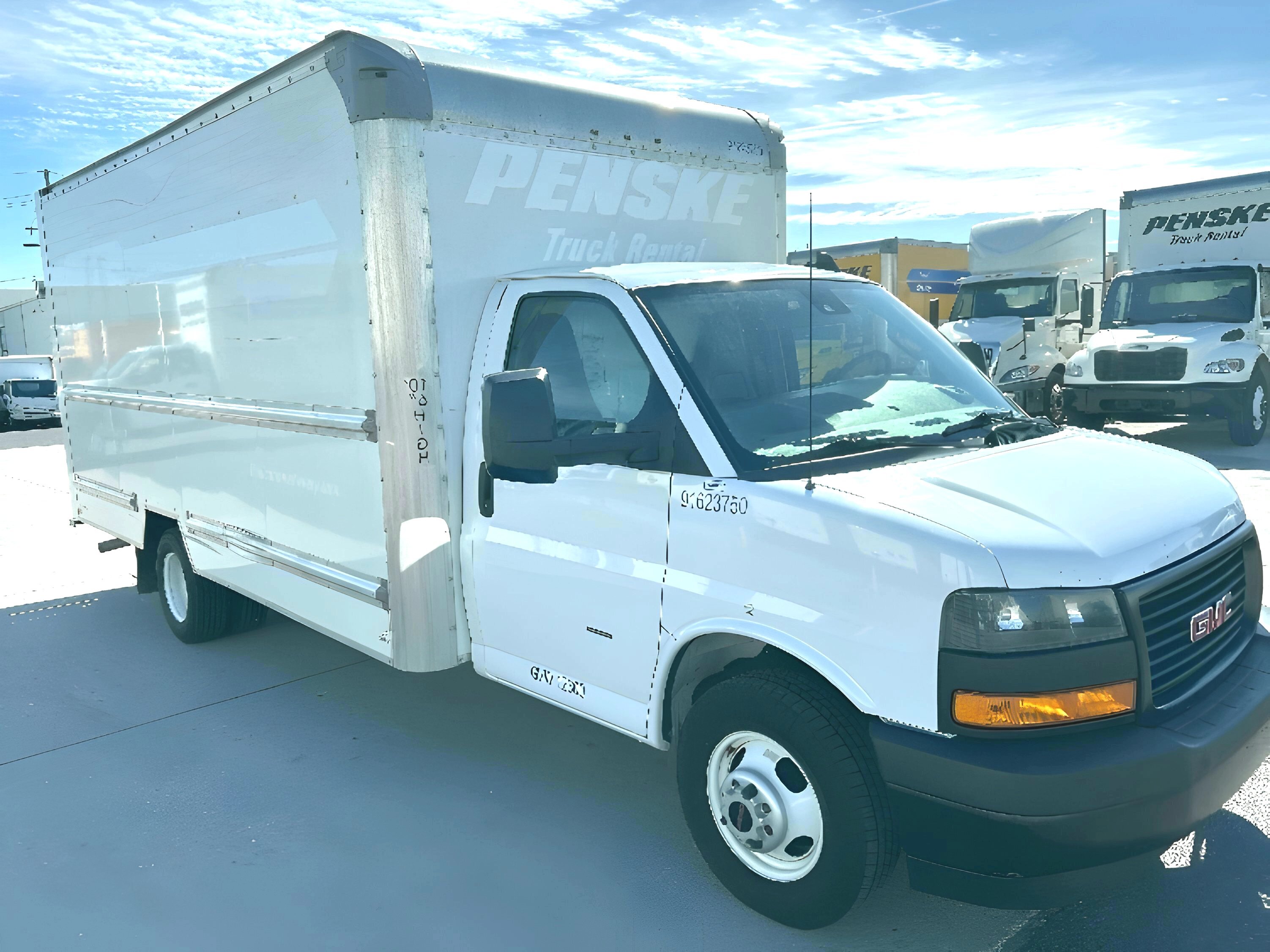 2021 GMC SAVANA in Harahan, LA