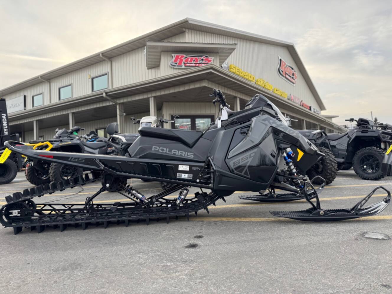 A photo of this 2024 Polaris 850 RMK KHAOS SLASH 165