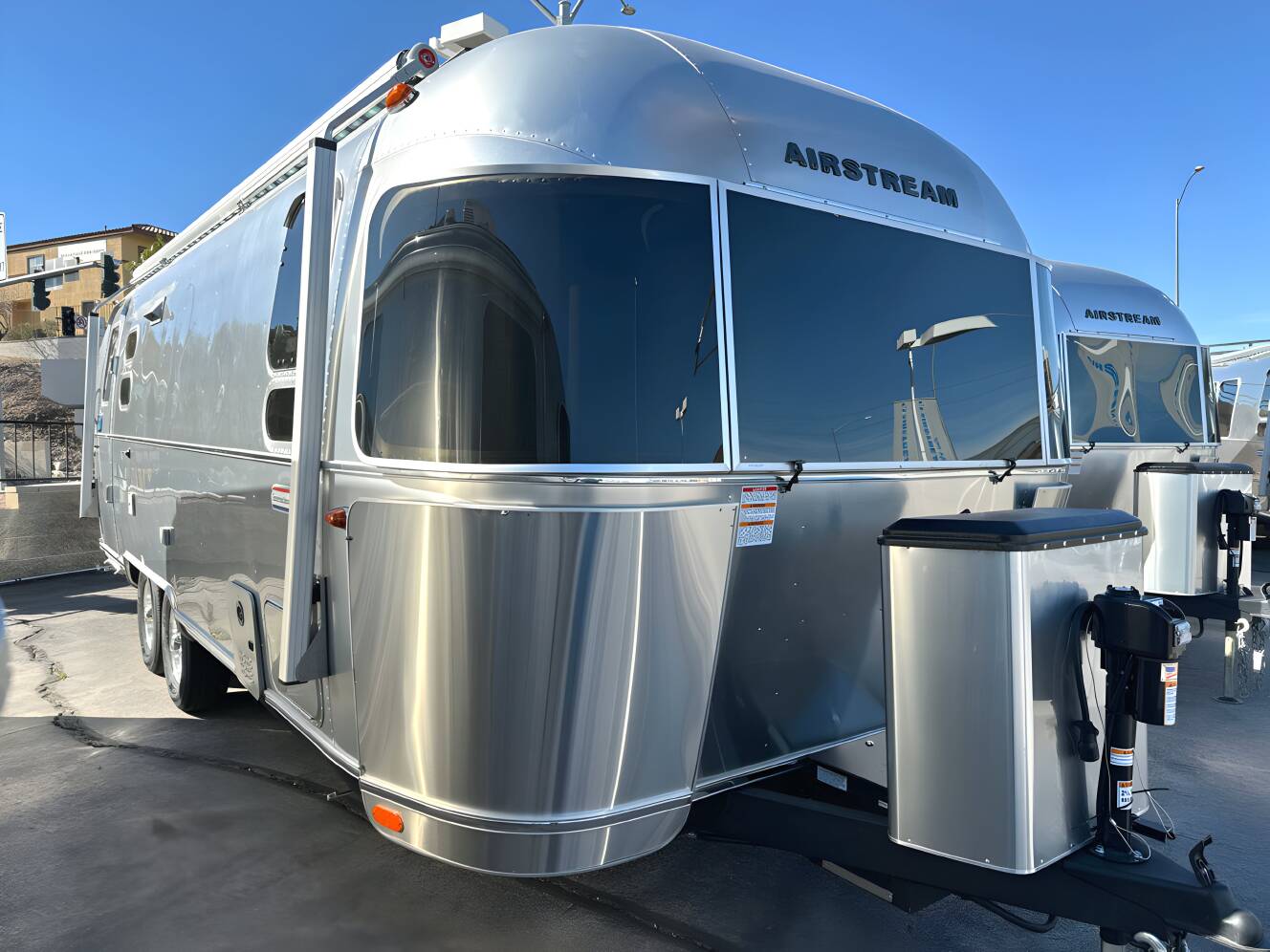 A photo of this 2025 Airstream International 25FB