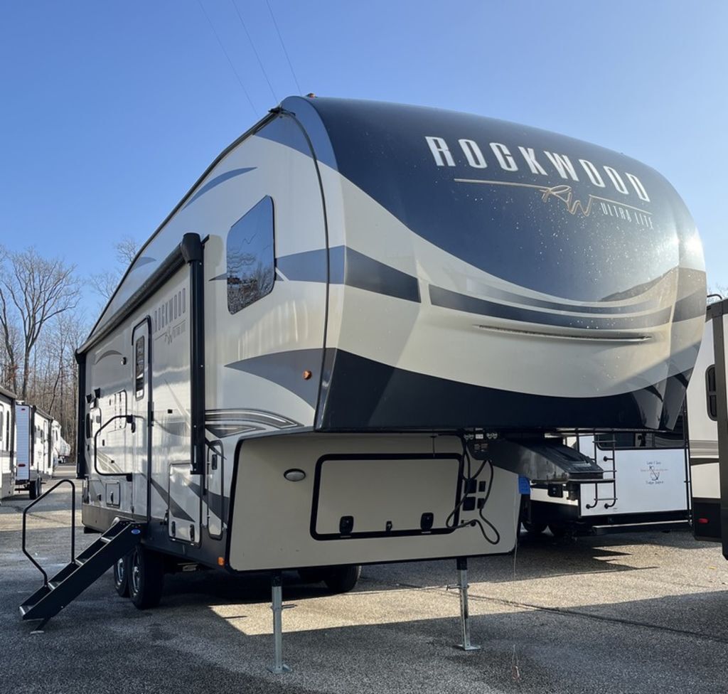 Dutchmen,forest River,grand Design Rockwood Fifth Wheels For Sale